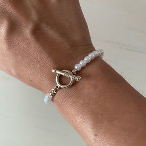 NWOT urban outfitters pearl chain and toggle bracelet with floral beads